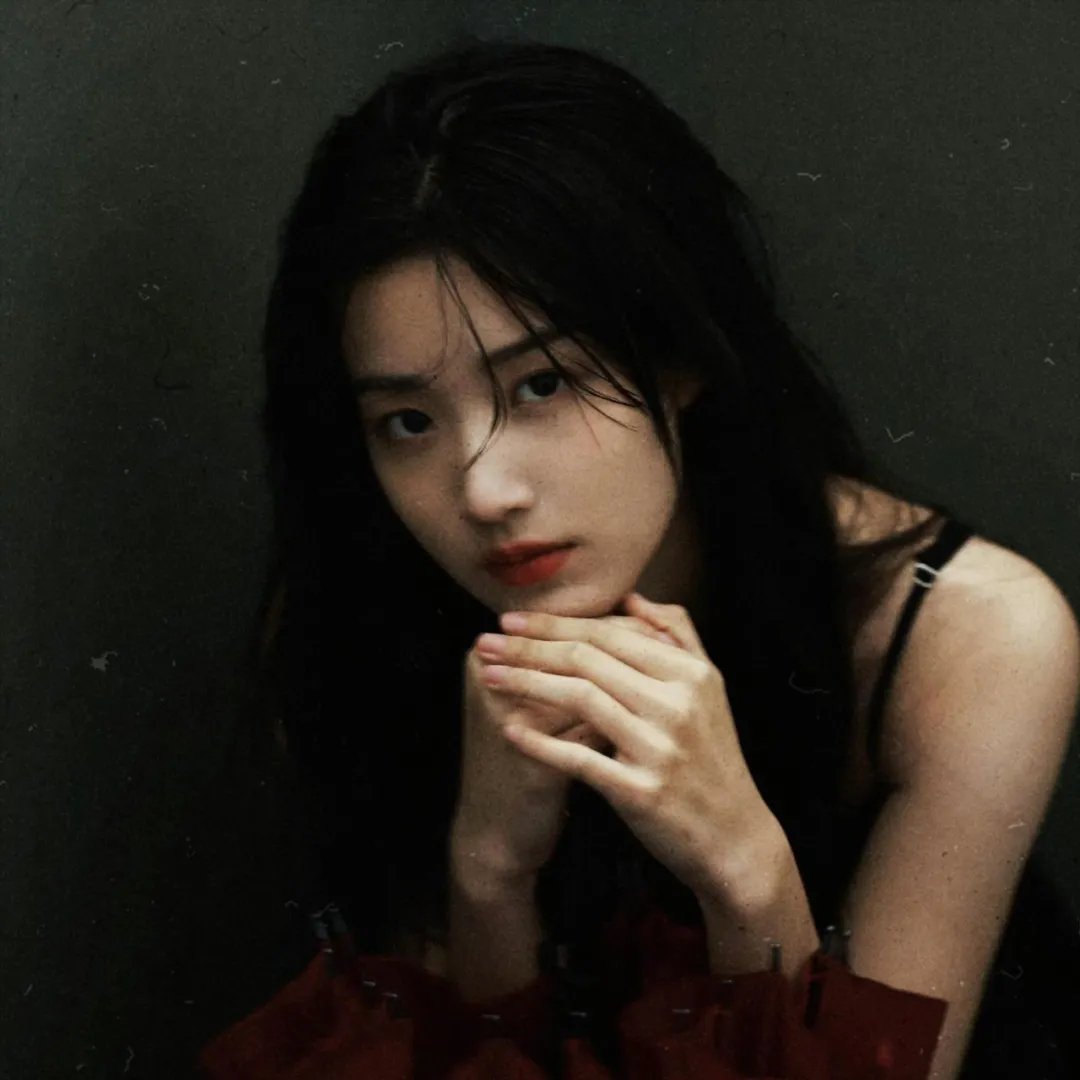 《热辣小红帽》